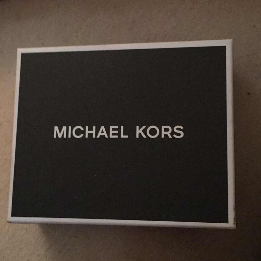 Micheal kors wallet